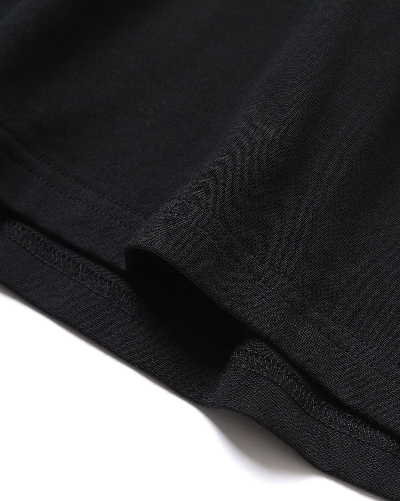 SMALL BOX TEE - black