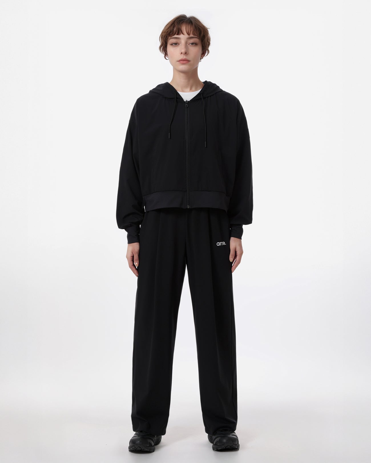 ACTIVE CROPPED ZIP HOODIE - black