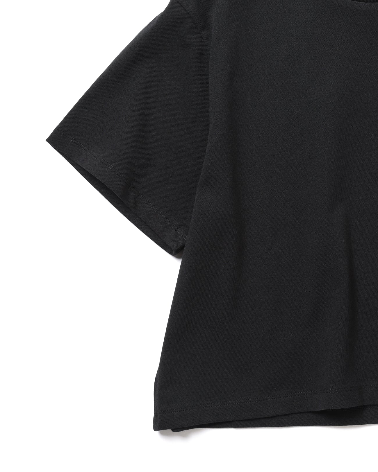 CROPPED RELAXED TEE - black